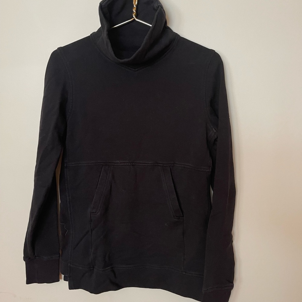 Lululemon Funnel Neck